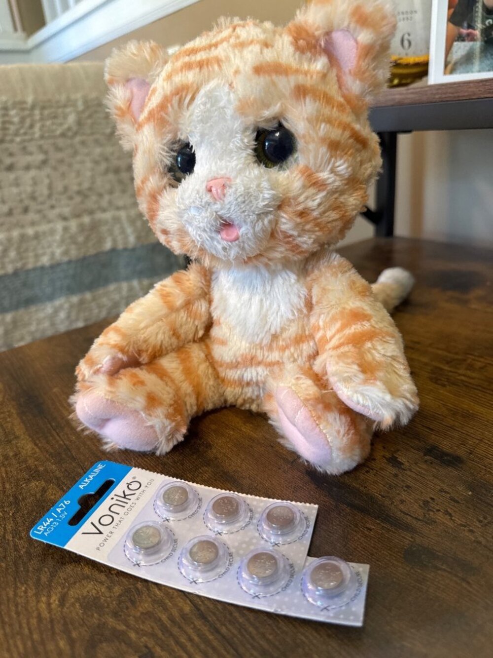 furReal Hasbro Plush Cat Purrs, Meows, Talks - Tested & Works